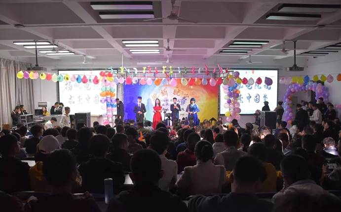 mmexport1573656712933